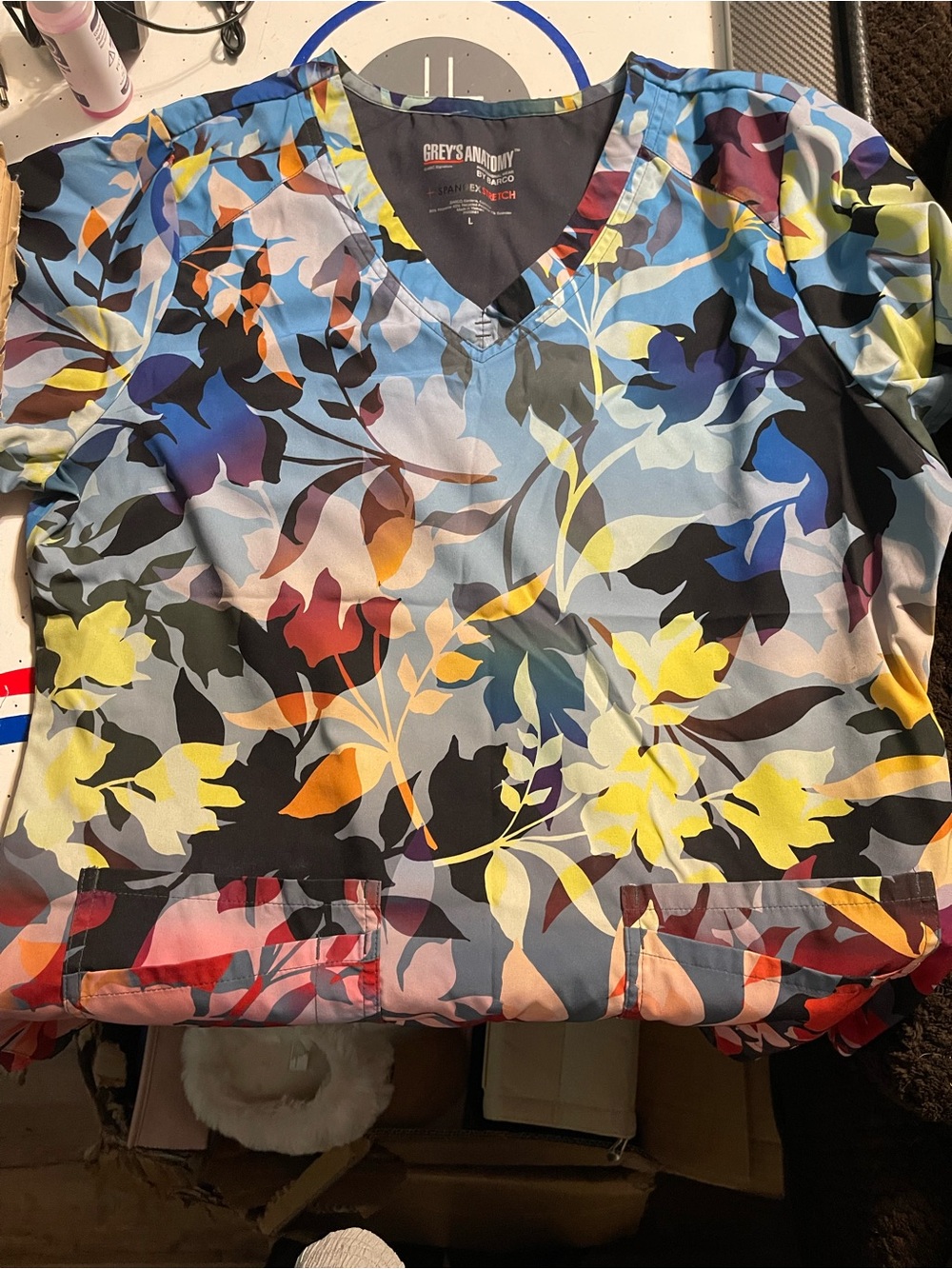 Grey's Anatomy Women’s V-Neck Floral Scrub Top in Multicolor - Picture 1 of 1